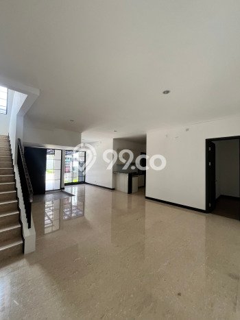 For Sale Rumah Mewah Exclusive di BSD, Tangerang Selatan For Sale Rumah Mewah Exclusive di BSD, Tangerang Selatan