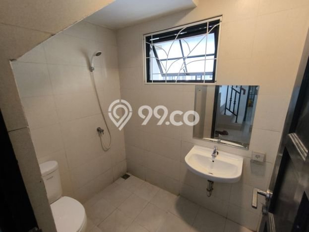 Rumah di Banjar Wijaya, 3 KT, Design Modern, Luas 90m² Bangunan 150m² Rumah di Banjar Wijaya, 3 KT, Design Modern, Luas 90m² Bangunan 150m²