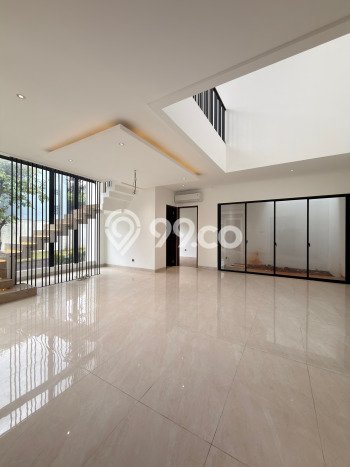For Sale! Premium House LT 174m2 Desain Elegan di BSD The Icon For Sale! Premium House LT 174m2 Desain Elegan di BSD The Icon