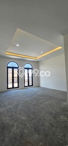Hunian Eksklusif Dijual LT 232m2 di BSD, Tangerang Selatan Hunian Eksklusif Dijual LT 232m2 di BSD, Tangerang Selatan