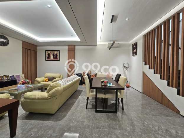 For Sale! Premium House LT 240m2 Desain Modern di Alam Sutera For Sale! Premium House LT 240m2 Desain Modern di Alam Sutera