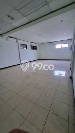 Kantor Disewakan di Kawasan Ramai Karawaci, Tangerang Kantor Disewakan di Kawasan Ramai Karawaci, Tangerang