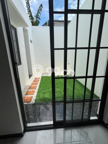 Rumah Modern 3 KT LT 105m2 di Sektor 3 - Bintaro Rumah Modern 3 KT LT 105m2 di Sektor 3 - Bintaro