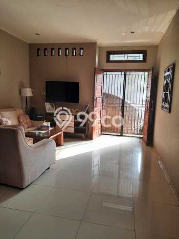 Rumah Strategis Minimalis Lb 200m2 di Depok, Cirebon Rumah Strategis Minimalis Lb 200m2 di Depok, Cirebon