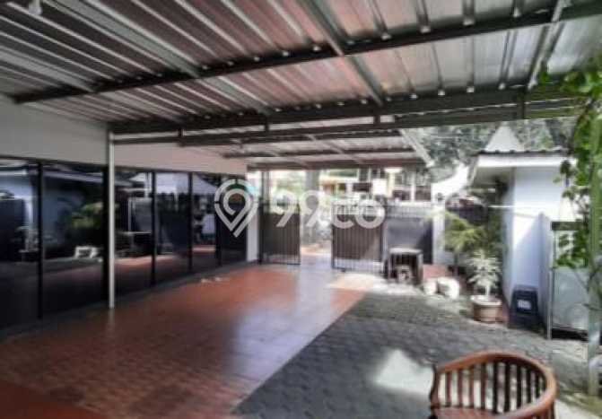 Rumah Elit LB 200m2 Siap Pakai Desain Elegan di Senopati, Jakarta Selatan Rumah Elit LB 200m2 Siap Pakai Desain Elegan di Senopati, Jakarta Selatan