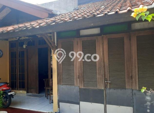 For Sale Rumah 4 Kamar Lokasi Strategis Bagus dan Strategis di Ciputat Timur For Sale Rumah 4 Kamar Lokasi Strategis Bagus dan Strategis di Ciputat Timur