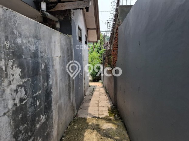 For Sale Hunian Rumah Nyaman 7 Kamar di Sukasari, Bogor For Sale Hunian Rumah Nyaman 7 Kamar di Sukasari, Bogor