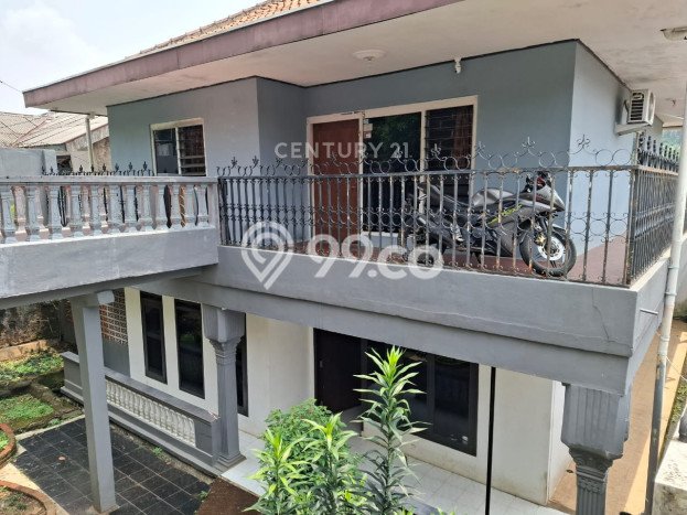 For Sale Hunian Rumah Nyaman 7 Kamar di Sukasari, Bogor For Sale Hunian Rumah Nyaman 7 Kamar di Sukasari, Bogor
