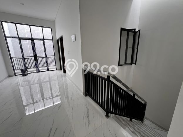For Sale! Premium House LT 111m2 Desain Elegan di Metland Puri For Sale! Premium House LT 111m2 Desain Elegan di Metland Puri