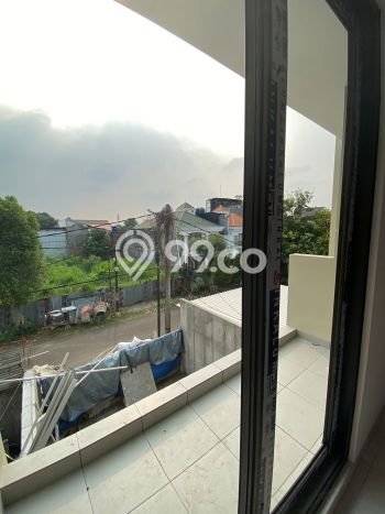 Rumah Minimalis 4 KT di Meruya Jakarta Barat Rumah Minimalis 4 KT di Meruya Jakarta Barat