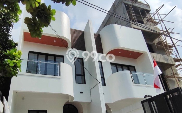 Rumah Luas Asri 3 KT Siap Huni di Meruya Jakarta Barat Rumah Luas Asri 3 KT Siap Huni di Meruya Jakarta Barat
