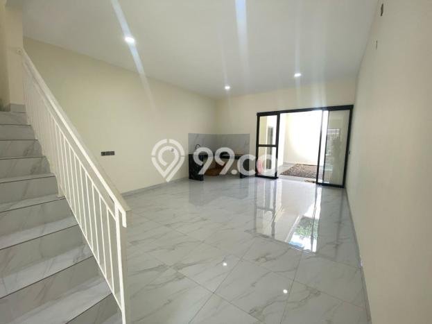 Jual Rumah Eksklusif 4 KT di Meruya, Jakarta Barat Jual Rumah Eksklusif 4 KT di Meruya, Jakarta Barat
