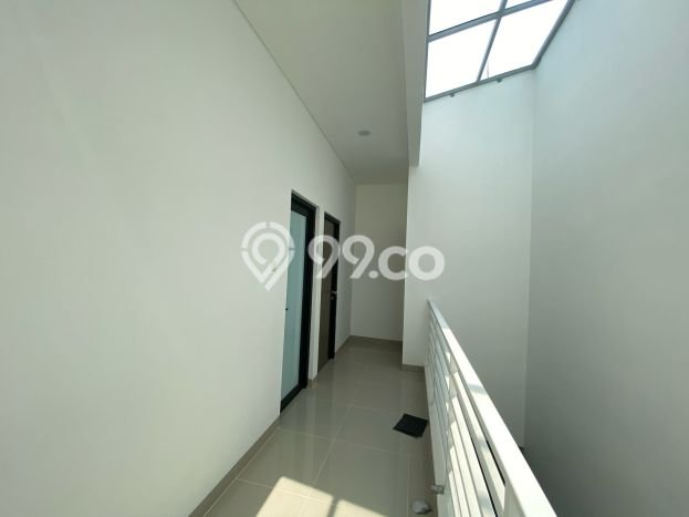 Rumah Luas Asri 3 KT Siap Huni di Villa Meruya Jakarta Barat Rumah Luas Asri 3 KT Siap Huni di Villa Meruya Jakarta Barat