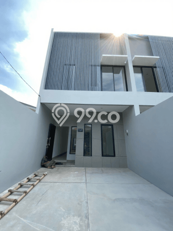 Rumah Luas Asri 3 KT Siap Huni di Villa Meruya Jakarta Barat Rumah Luas Asri 3 KT Siap Huni di Villa Meruya Jakarta Barat