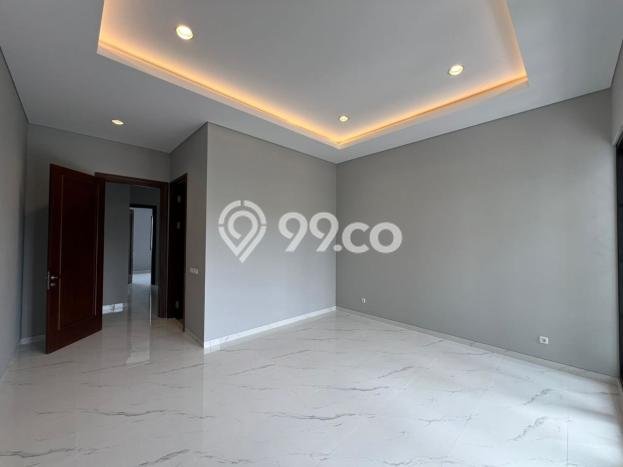 Ready to Use! Luxury House LT 110m2 Desain Elegan di Villa Meruya Ready to Use! Luxury House LT 110m2 Desain Elegan di Villa Meruya