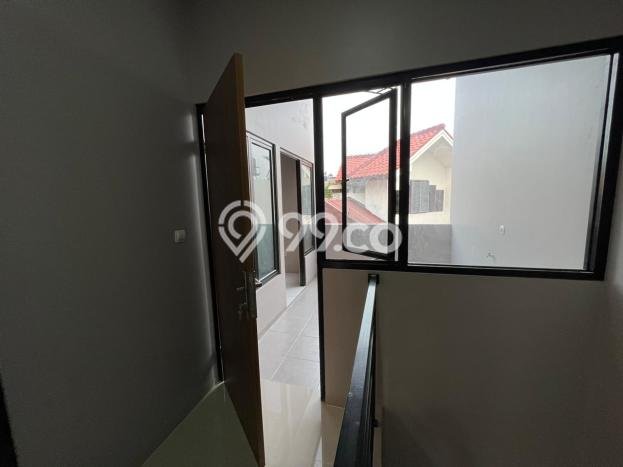 Dijual Hunian Rumah Terawat 3 Kamar di Puri Indah, Jakarta Barat Dijual Hunian Rumah Terawat 3 Kamar di Puri Indah, Jakarta Barat