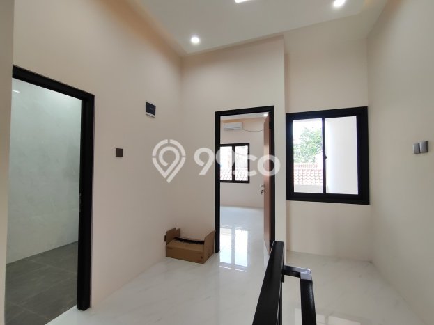 Rumah Modern 3 Kamar LT 125m2 di Meruya Rumah Modern 3 Kamar LT 125m2 di Meruya