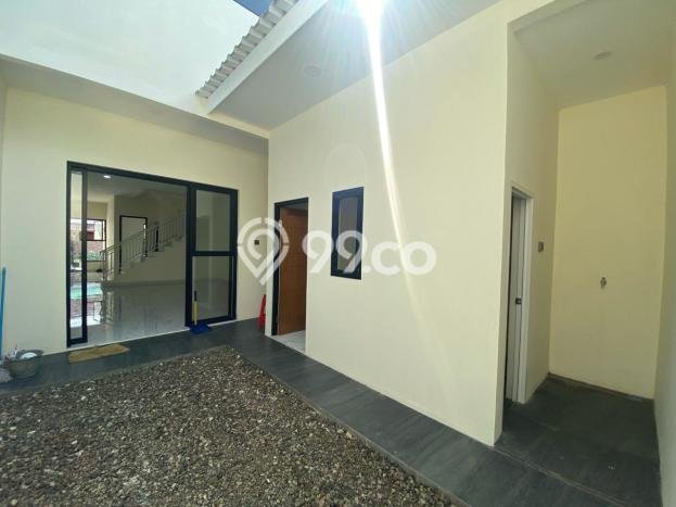 Jual Rumah Eksklusif 4 KT di Meruya, Jakarta Barat Jual Rumah Eksklusif 4 KT di Meruya, Jakarta Barat