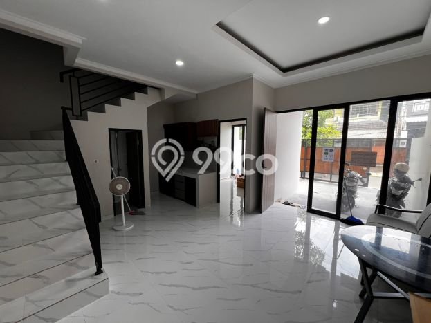 For Sale Hunian Rumah Terawat 3 KT di Villa Meruya, Jakarta Barat For Sale Hunian Rumah Terawat 3 KT di Villa Meruya, Jakarta Barat