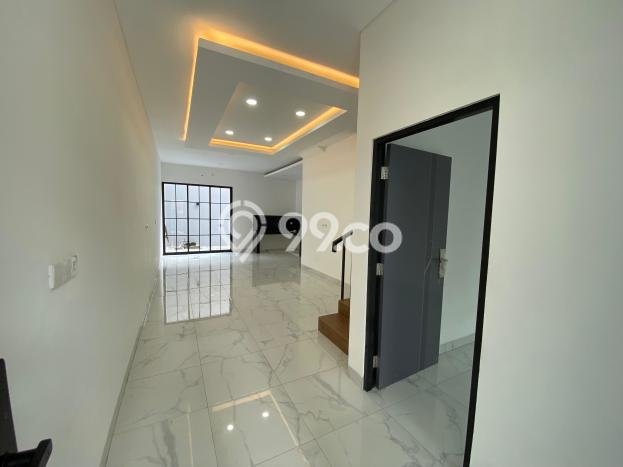 Rumah Modern 4 KT di Meruya Jakarta Barat Rumah Modern 4 KT di Meruya Jakarta Barat