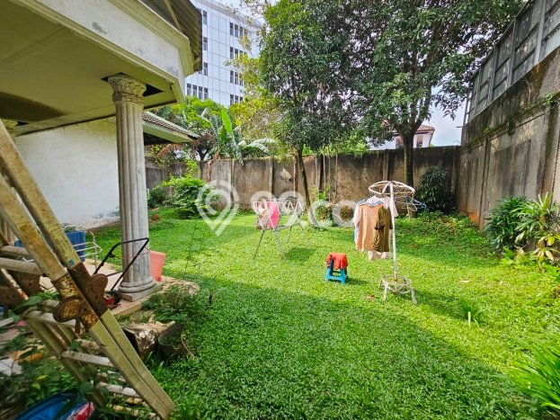 Rumah Mewah LB 500m2 Siap Pakai Desain Elegan di Kemang, Jakarta Selatan Rumah Mewah LB 500m2 Siap Pakai Desain Elegan di Kemang, Jakarta Selatan