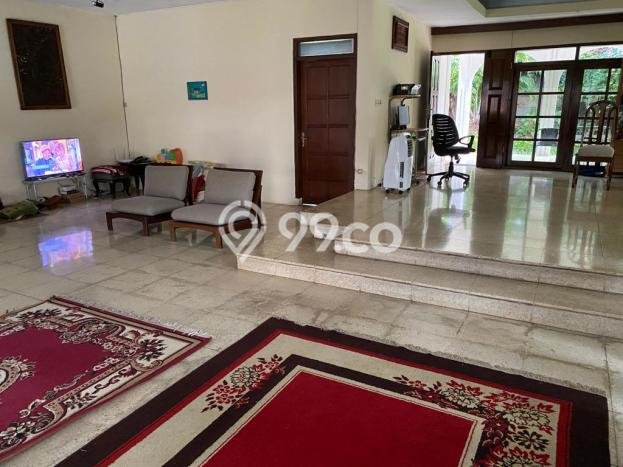 Rumah Luxury Modern Tanpa Renovasi di Kemang Jakarta Selatan Rumah Luxury Modern Tanpa Renovasi di Kemang Jakarta Selatan