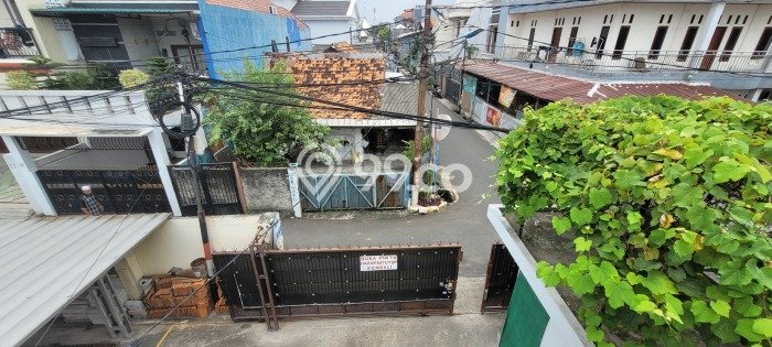 FOR SALE! Komersial di Matraman Jakarta Timur, LT 846m2, LB 240m2 FOR SALE! Komersial di Matraman Jakarta Timur, LT 846m2, LB 240m2