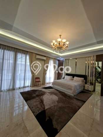 Dijual Rumah Mewah Megah Dengan View Eksklusif di Bintaro, Jakarta Selatan Dijual Rumah Mewah Megah Dengan View Eksklusif di Bintaro, Jakarta Selatan