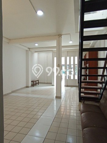 Disewakan Hunian Konsep Modern di Regol Bandung dengan 3 KT Disewakan Hunian Konsep Modern di Regol Bandung dengan 3 KT