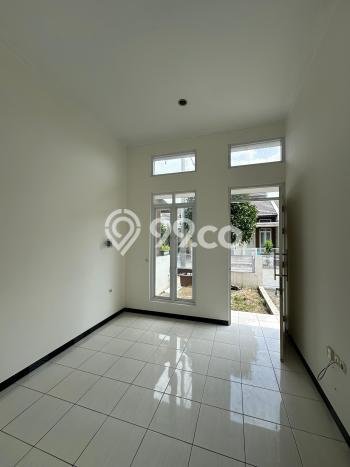 Disewakan Hunian Konsep Modern di Margahayu Bandung dengan 2 KT Disewakan Hunian Konsep Modern di Margahayu Bandung dengan 2 KT