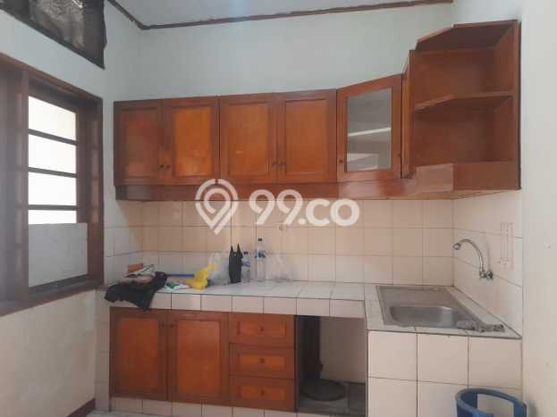 RECOMMENDED! Rumah di Cibeunying, 4 KT, Lokasi Strategis, Luas 170m² LB 122m² RECOMMENDED! Rumah di Cibeunying, 4 KT, Lokasi Strategis, Luas 170m² LB 122m²