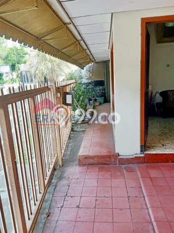 Rumah Minimalis 4 KT LT 201m2 di Malang Kota Rumah Minimalis 4 KT LT 201m2 di Malang Kota