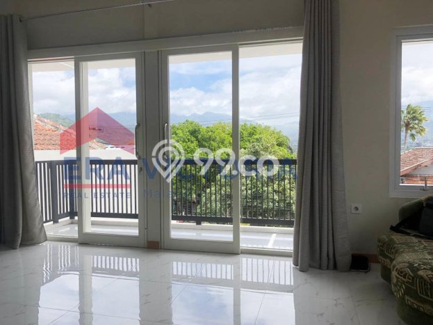 Dijual Rumah 4 Kamar Lokasi Ideal Nyaman dan Strategis di Batu Dijual Rumah 4 Kamar Lokasi Ideal Nyaman dan Strategis di Batu