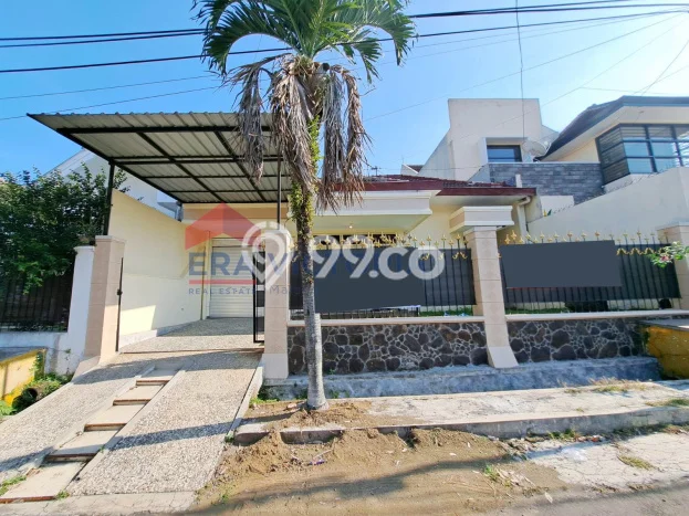 Jual Rumah Favorit Siap Huni LB 110m2 di Klojen, Malang Jual Rumah Favorit Siap Huni LB 110m2 di Klojen, Malang