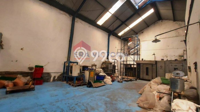 Gudang Disewakan di Kawasan Ramai Singosari, Malang Gudang Disewakan di Kawasan Ramai Singosari, Malang