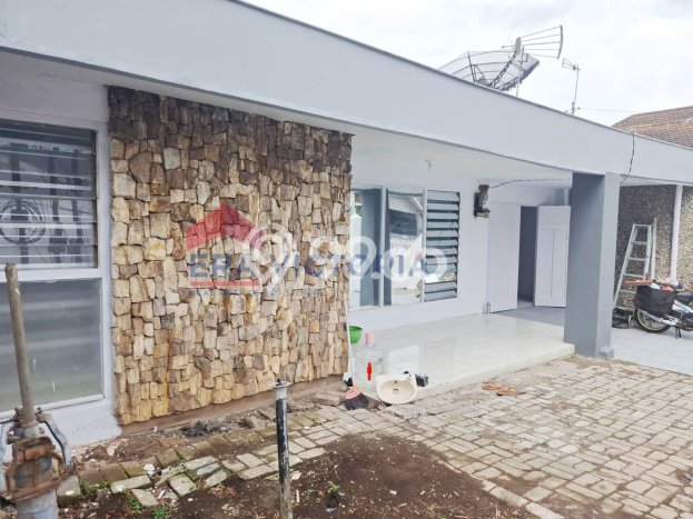 Rumah Cantik Siap Huni Di Blimbing Luas 100m2 Lokasi Strategis Rumah Cantik Siap Huni Di Blimbing Luas 100m2 Lokasi Strategis