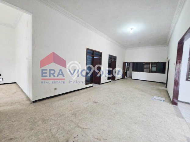 Lokasi Strategis! Dijual Gudang Bisnis di Blimbing, Malang Kondisi Baik Lokasi Strategis! Dijual Gudang Bisnis di Blimbing, Malang Kondisi Baik