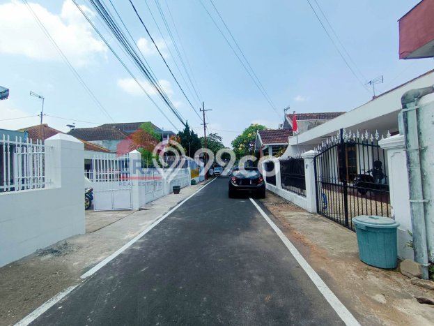 Rumah Cantik Siap Huni Di Blimbing Luas 100m2 Lokasi Strategis Rumah Cantik Siap Huni Di Blimbing Luas 100m2 Lokasi Strategis