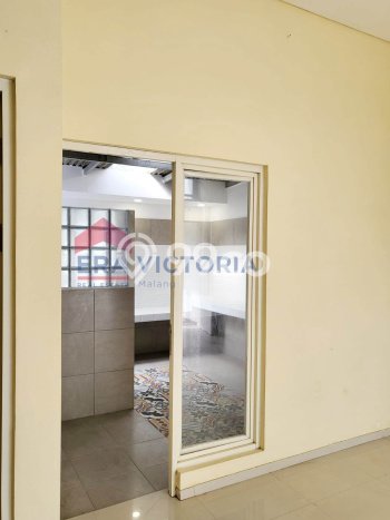 Rumah Modern Minimalis 2 KT Siap Huni di Sidoarjo Rumah Modern Minimalis 2 KT Siap Huni di Sidoarjo