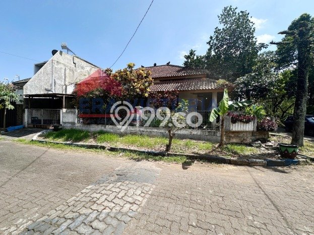 Dijual Cepat Rumah Bagus Siap Huni LB 150m2 di Blimbing, Malang Dijual Cepat Rumah Bagus Siap Huni LB 150m2 di Blimbing, Malang