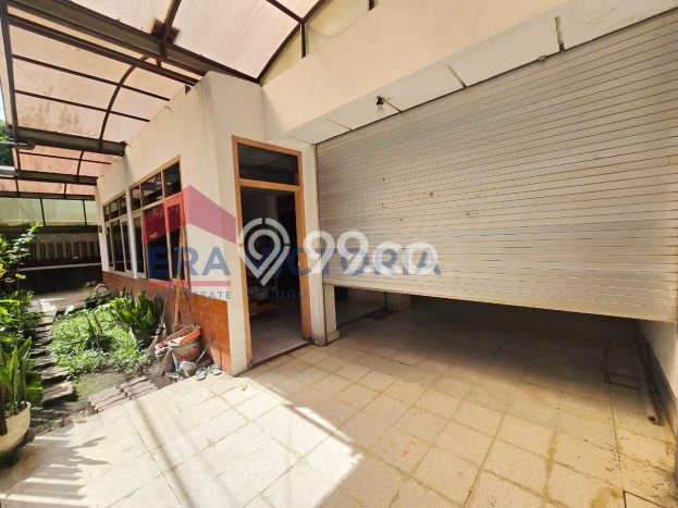 Rumah Mewah LB 200m2 Siap Huni Desain Elegan di Malang Kota, Malang Rumah Mewah LB 200m2 Siap Huni Desain Elegan di Malang Kota, Malang