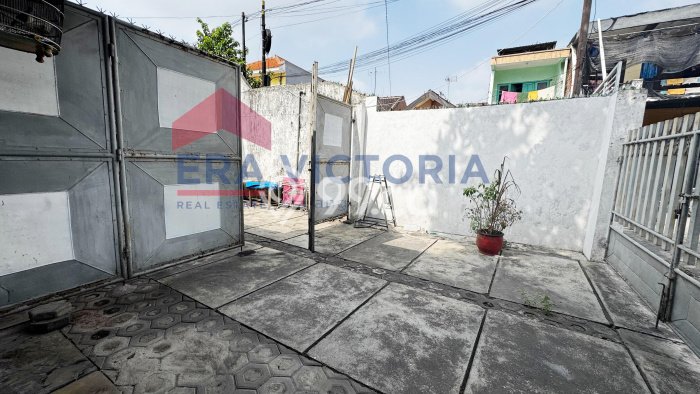 Jual Rumah Bagus Siap Huni LB 220m2 di Lowokwaru, Malang Jual Rumah Bagus Siap Huni LB 220m2 di Lowokwaru, Malang