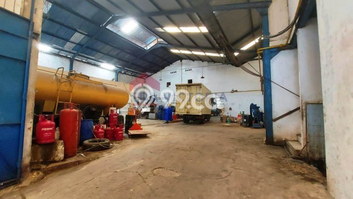 Gudang Disewakan di Kawasan Ramai Singosari, Malang Gudang Disewakan di Kawasan Ramai Singosari, Malang