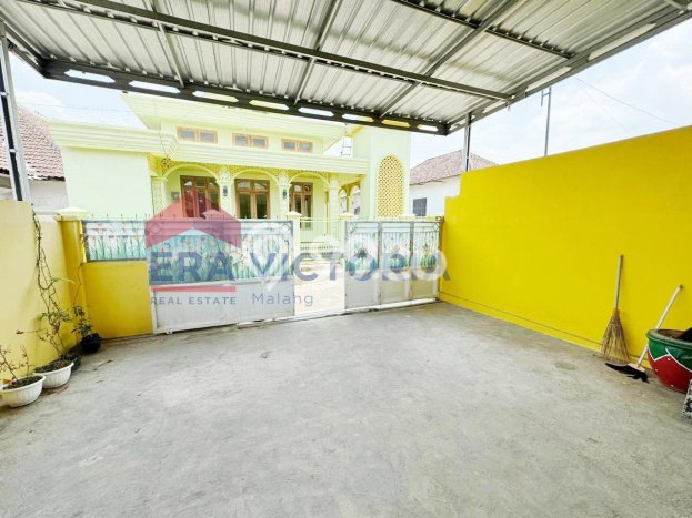 Lokasi strategis! Rumah siap huni disewakan di Poncokusumo LB 96m2 Lokasi strategis! Rumah siap huni disewakan di Poncokusumo LB 96m2