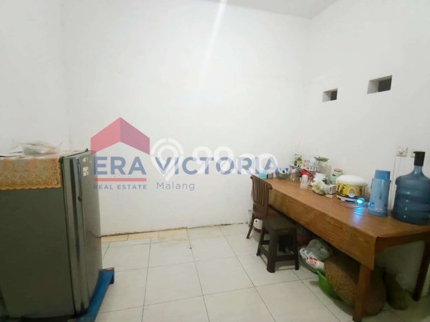 Hunian Cantik Modern Lb 250m2 di Pakis, Malang Hunian Cantik Modern Lb 250m2 di Pakis, Malang