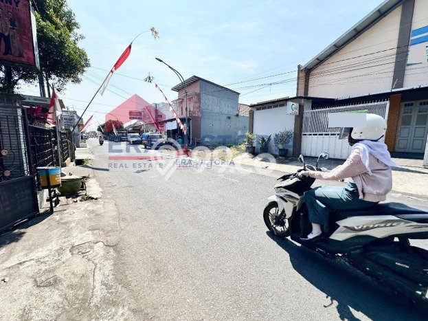 Dijual! Gudang di Malang Kota Malang LT 544m2 / LB 525m2 Kawasan Strategis Dijual! Gudang di Malang Kota Malang LT 544m2 / LB 525m2 Kawasan Strategis