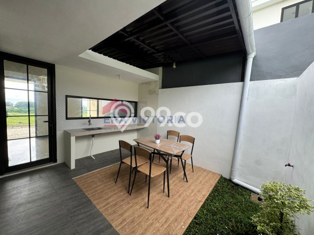 For Sale Rumah 2 Kamar Lokasi Strategis Bagus dan Strategis di Lowokwaru For Sale Rumah 2 Kamar Lokasi Strategis Bagus dan Strategis di Lowokwaru