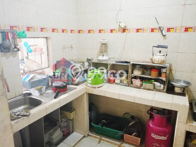 For Sale Rumah 6 Kamar Lokasi Ideal Bagus dan Strategis di Klojen For Sale Rumah 6 Kamar Lokasi Ideal Bagus dan Strategis di Klojen