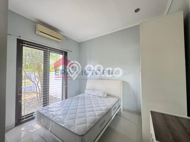 Rumah Disewakan Malang LT 376m2 LB 275m2 Kawasan Dieng Rumah Disewakan Malang LT 376m2 LB 275m2 Kawasan Dieng
