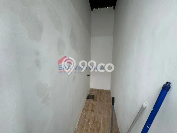 For Sale Rumah 2 Kamar Lokasi Strategis Bagus dan Strategis di Lowokwaru For Sale Rumah 2 Kamar Lokasi Strategis Bagus dan Strategis di Lowokwaru